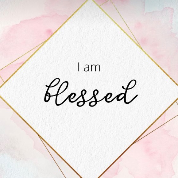 Follow me to 650K! 💕 - Picture 9 of 10